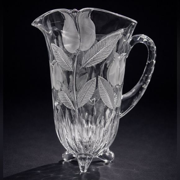 Elegant Etched Crystal Floral Vase Centerpiece – Heavy Cut Glass - Picture 4 of 6